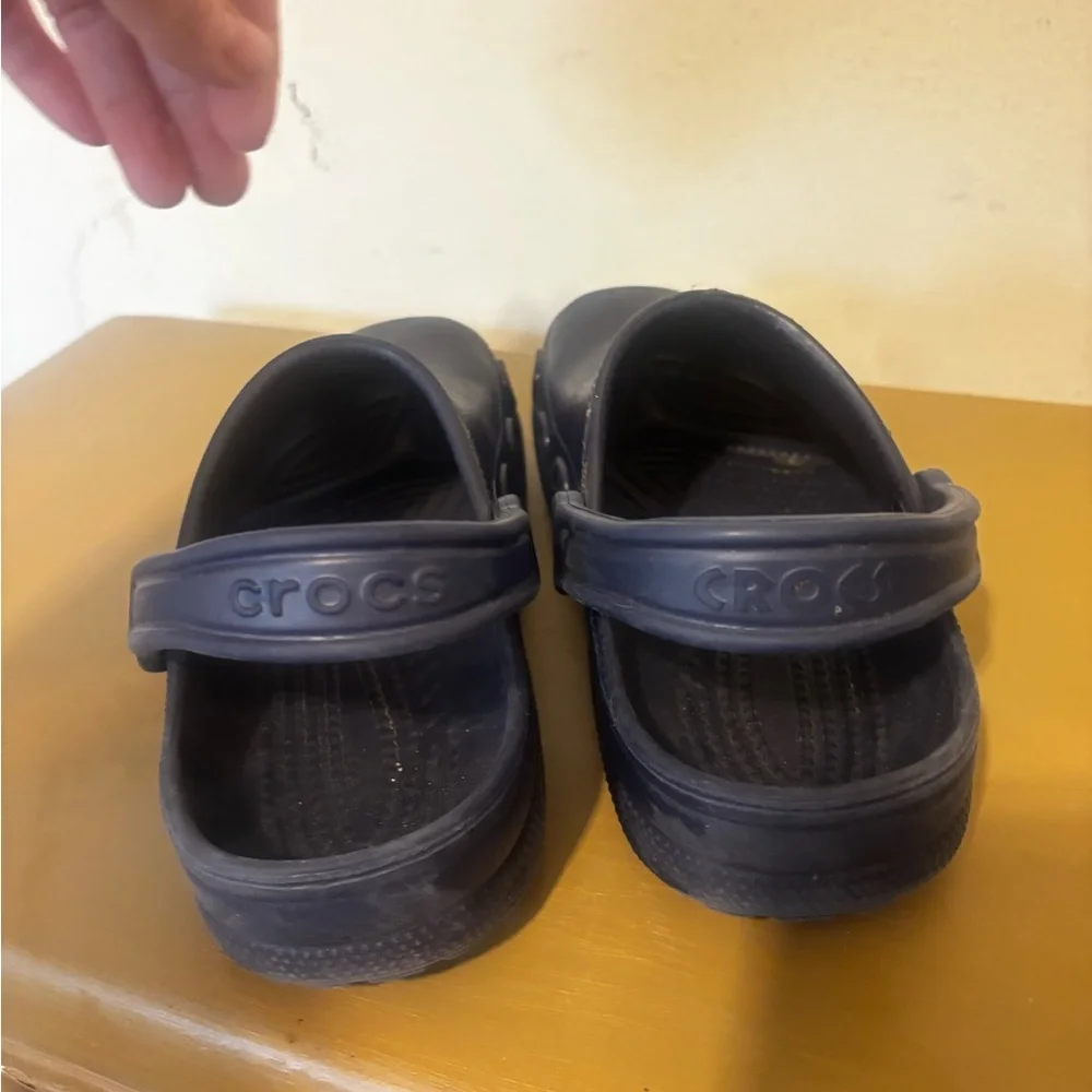 Navy Blue Slip-On CROCS 4/6
